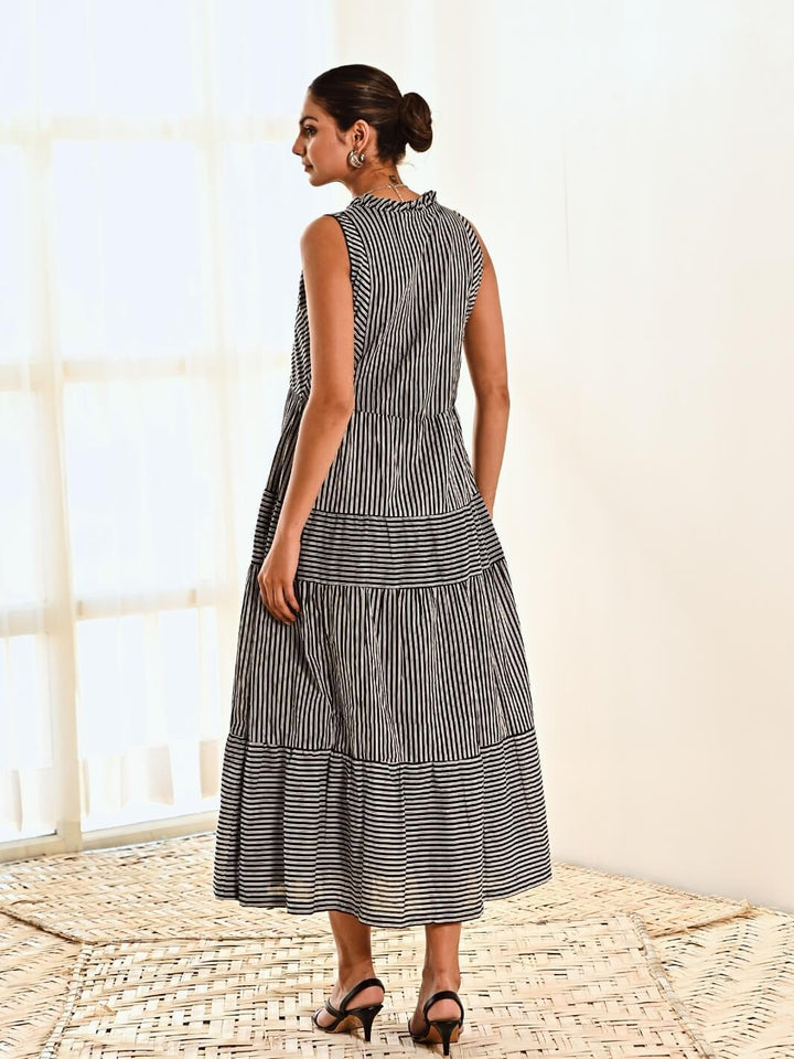Black & White Striped Print Sleeveless Cotton Long Dress - Moontara
