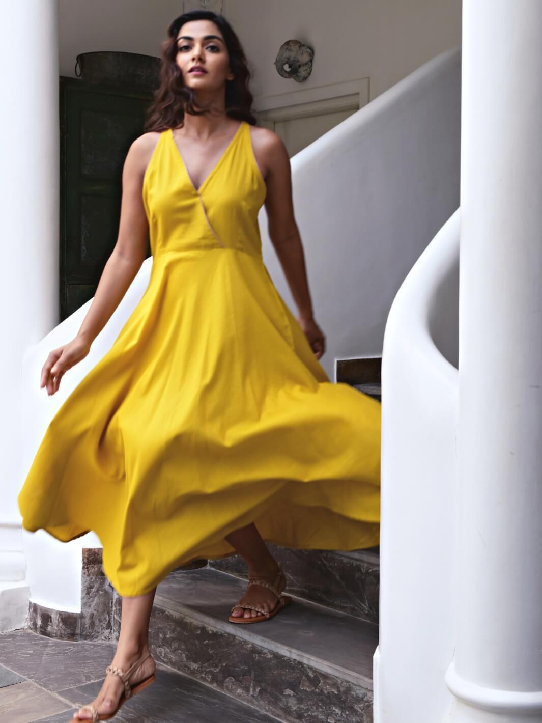 Yellow Sleeveless Cotton Maxi Dress - Moontara